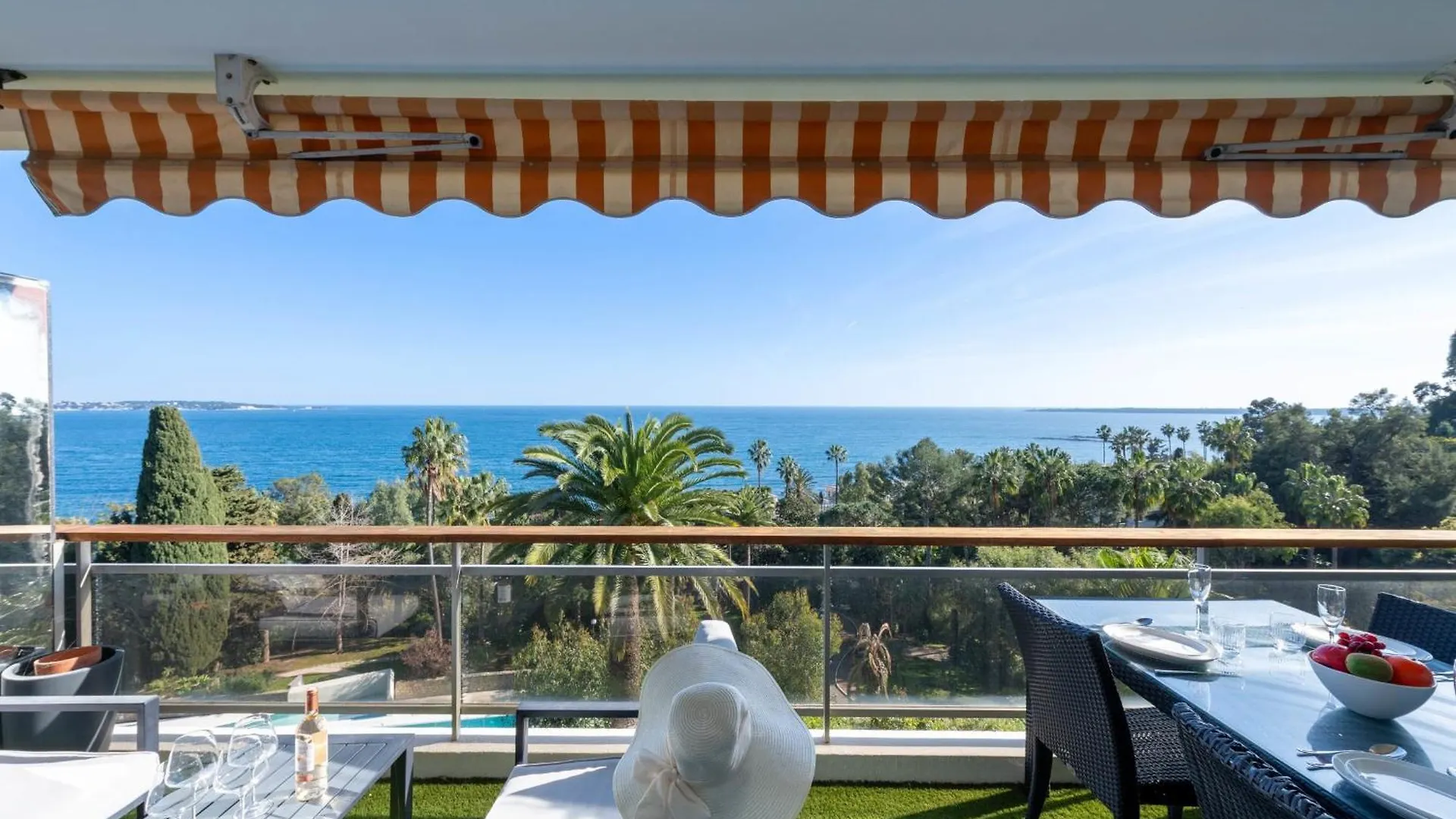 Apartment With Terrace Pool & Beach Access Golfe-Juan