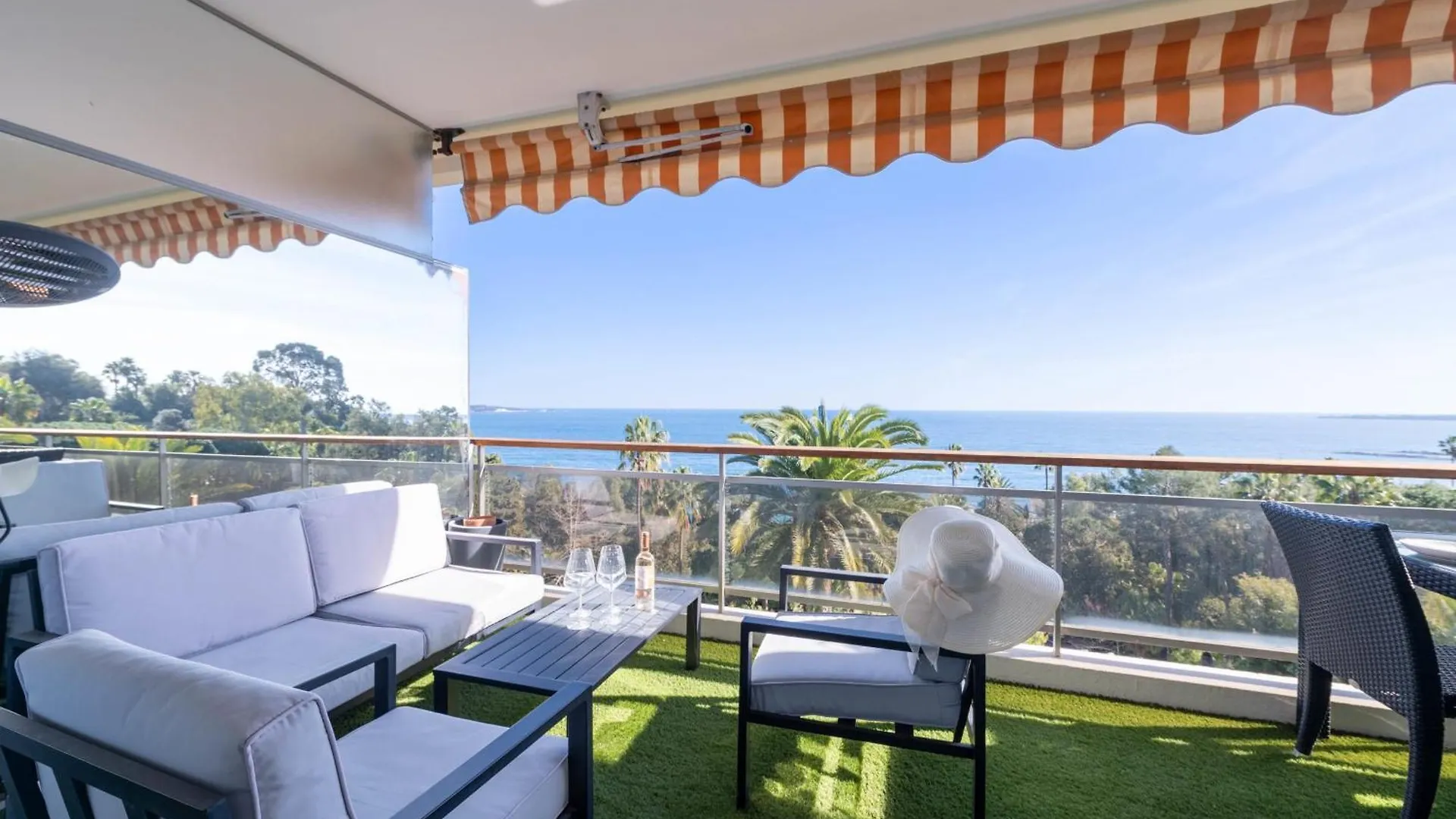 Apartment With Terrace Pool & Beach Access Golfe-Juan