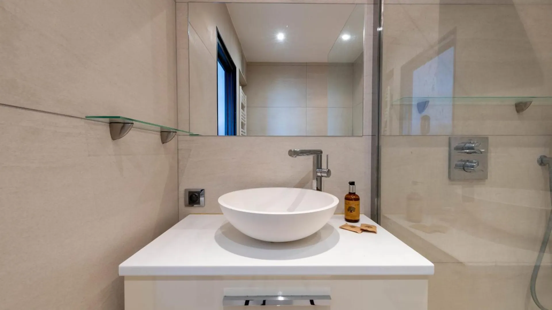 Apartment With Terrace Pool & Beach Access Golfe-Juan 0*,  France